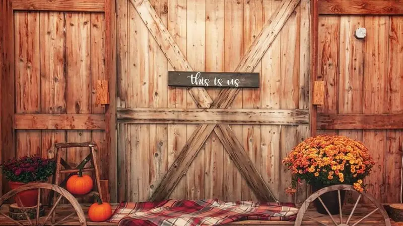 fall barn door with fall decor
