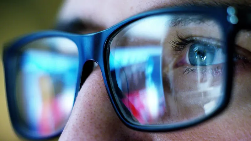 Eyes of a web surfer and the office worker Eyes of a web surfer and the office worker
