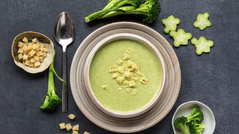 Broccoli Soup and Croutons Broccoli Soup and Croutons