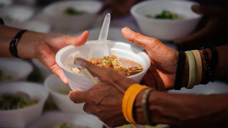 Feeding the poor Feeding the poor