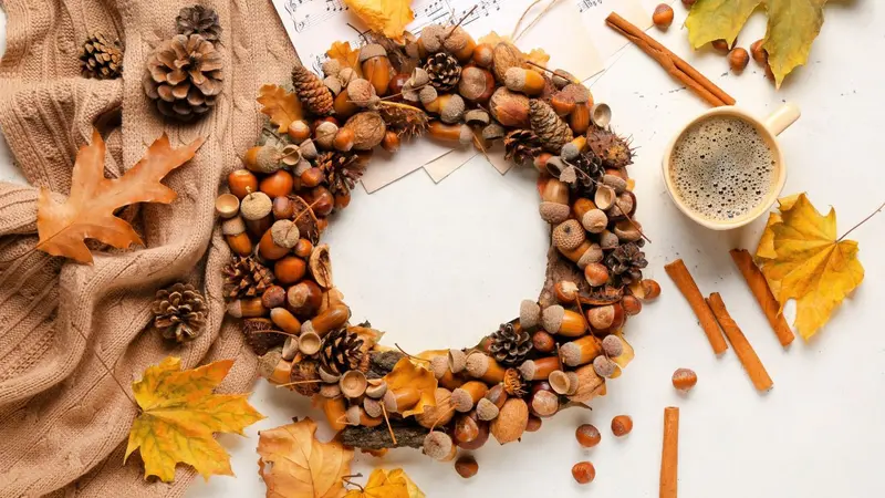 Acorn wreath