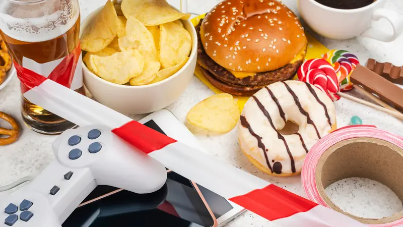 dopamine inducing activities: game console, sugar snacks, salty snacks, phone, iPad