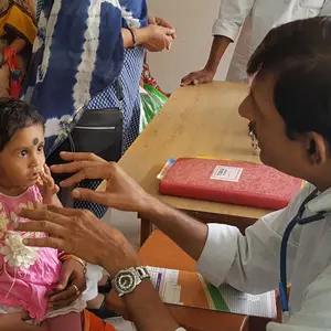 girl child came for treatment in the hospital 